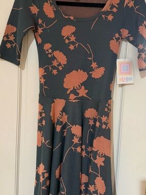 LuLaRoe Nicole Dress in Charcoal with Rust Flower Print